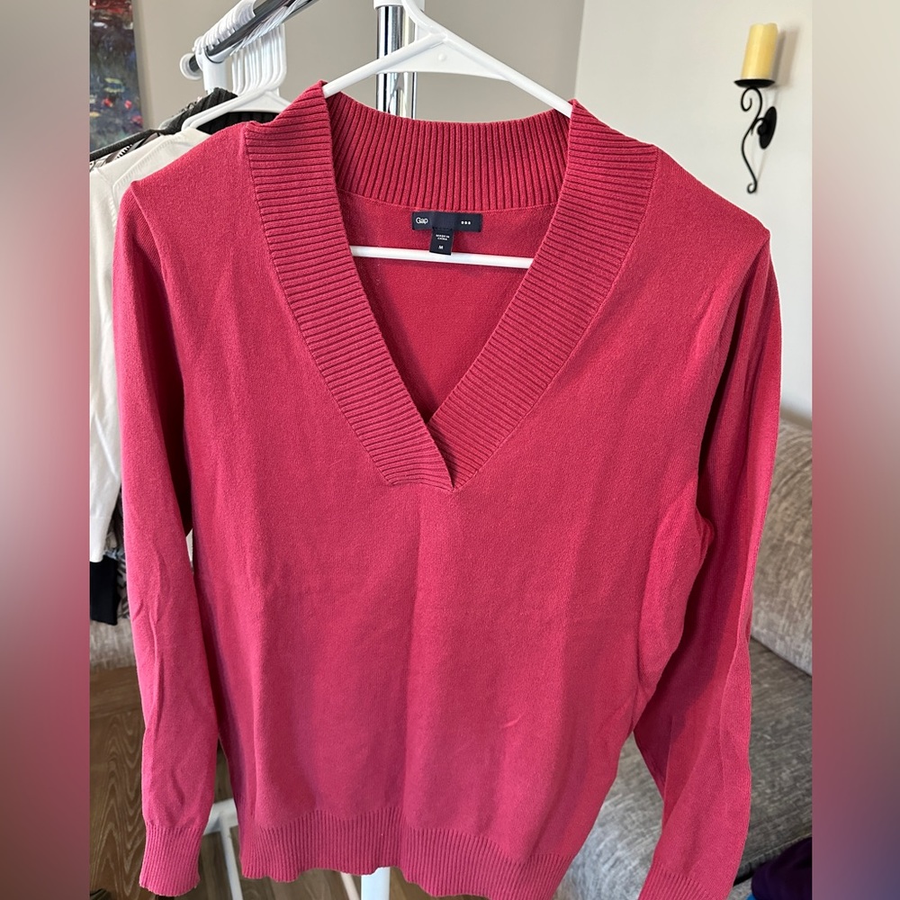 Woman’s V-neck sweater